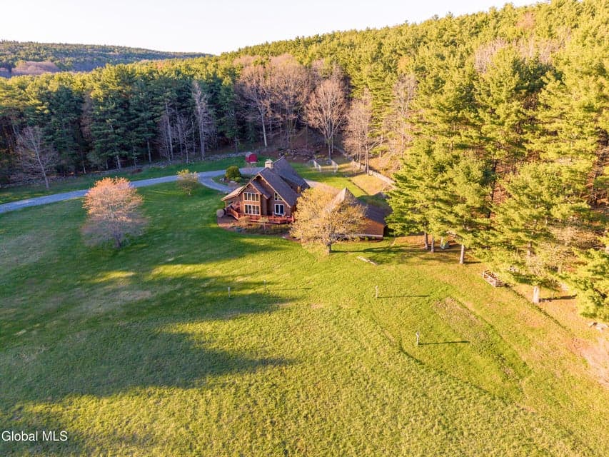 220 Stanton Road, photo 4