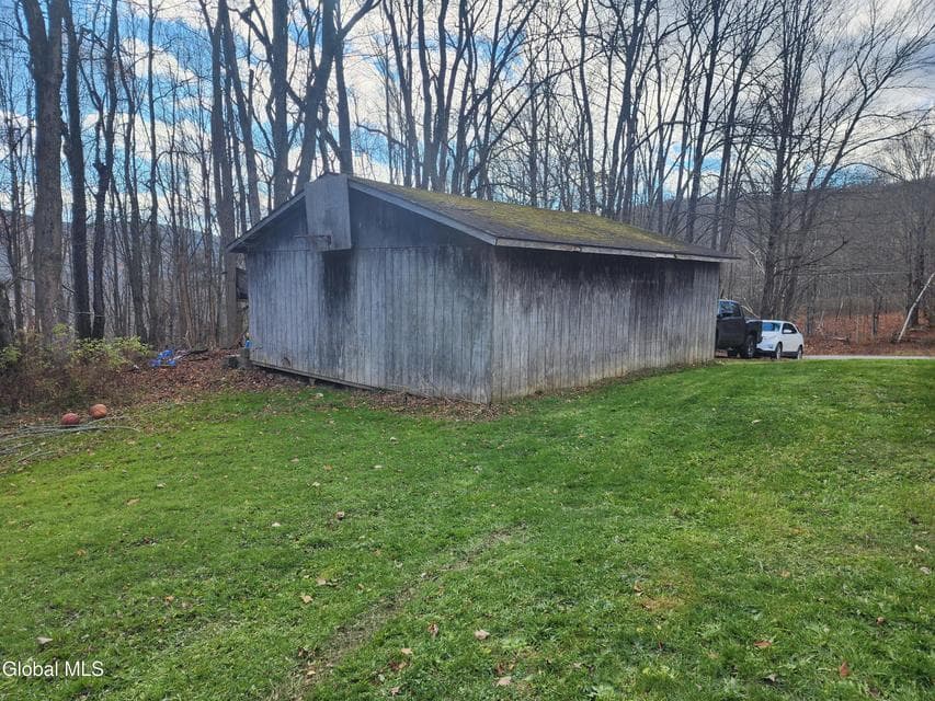 1099 W Hill Road, photo 5