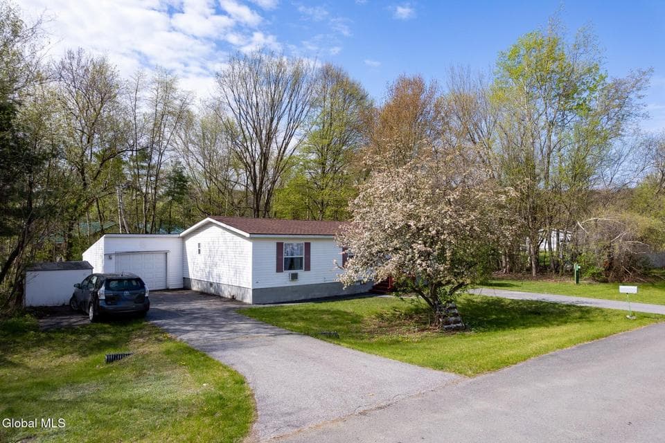 3 White Birch Lane, photo 2
