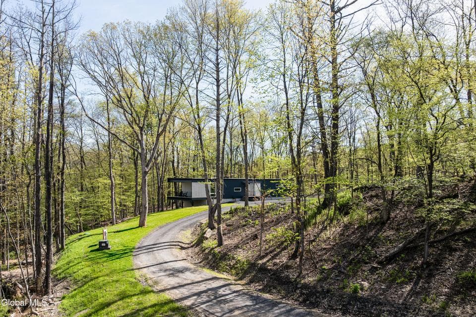 120 Cauterskill Avenue, photo 3