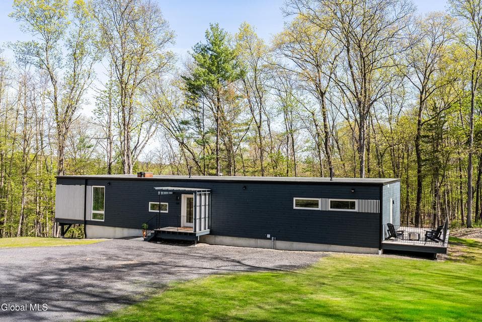 120 Cauterskill Avenue, photo 4