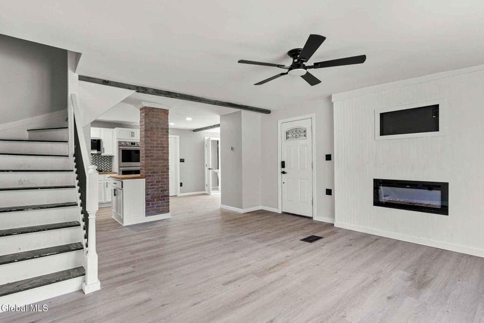 2961 Cottage Place, photo 4