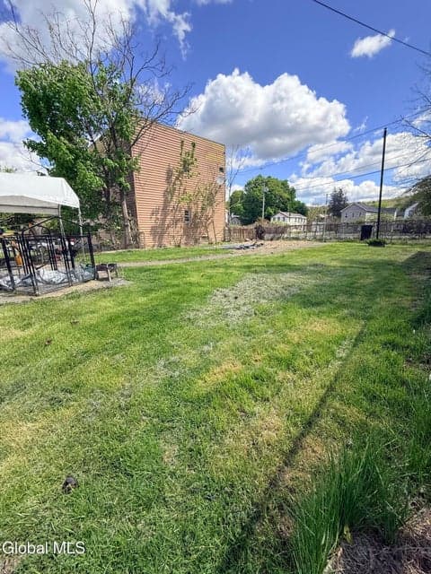786 1st Avenue, photo 5