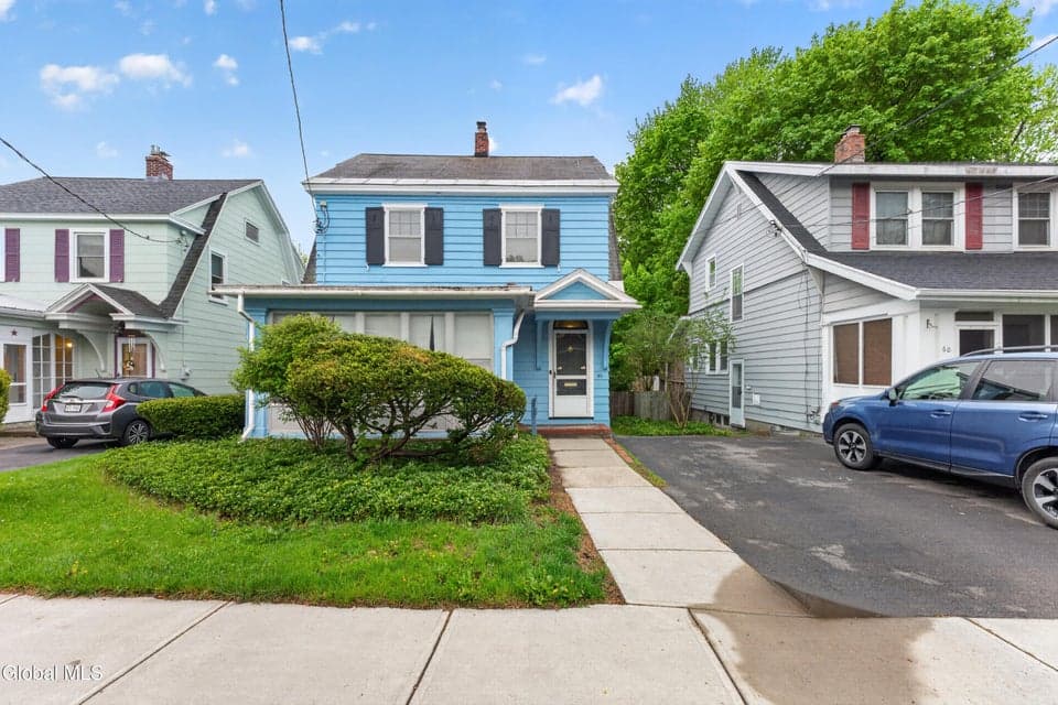 58 Ryckman Avenue, photo 1