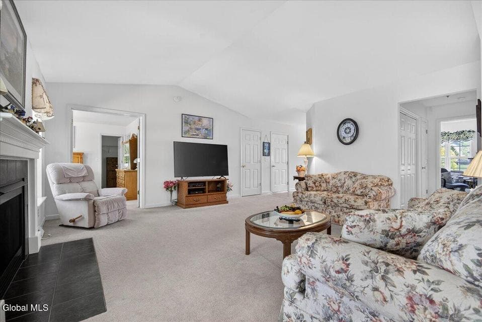 1 Slatestone Drive, photo 4