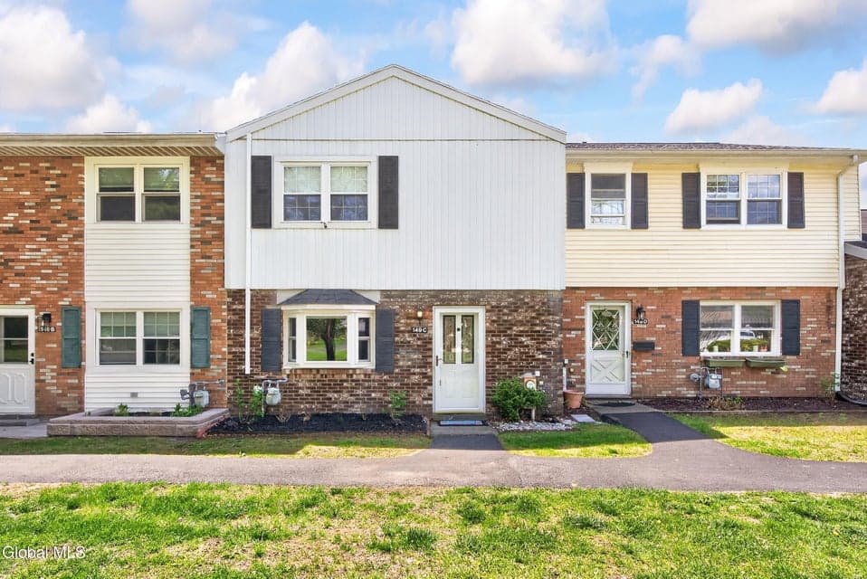 149 Hague Boulevard, # C, Bethlehem, NY 12077