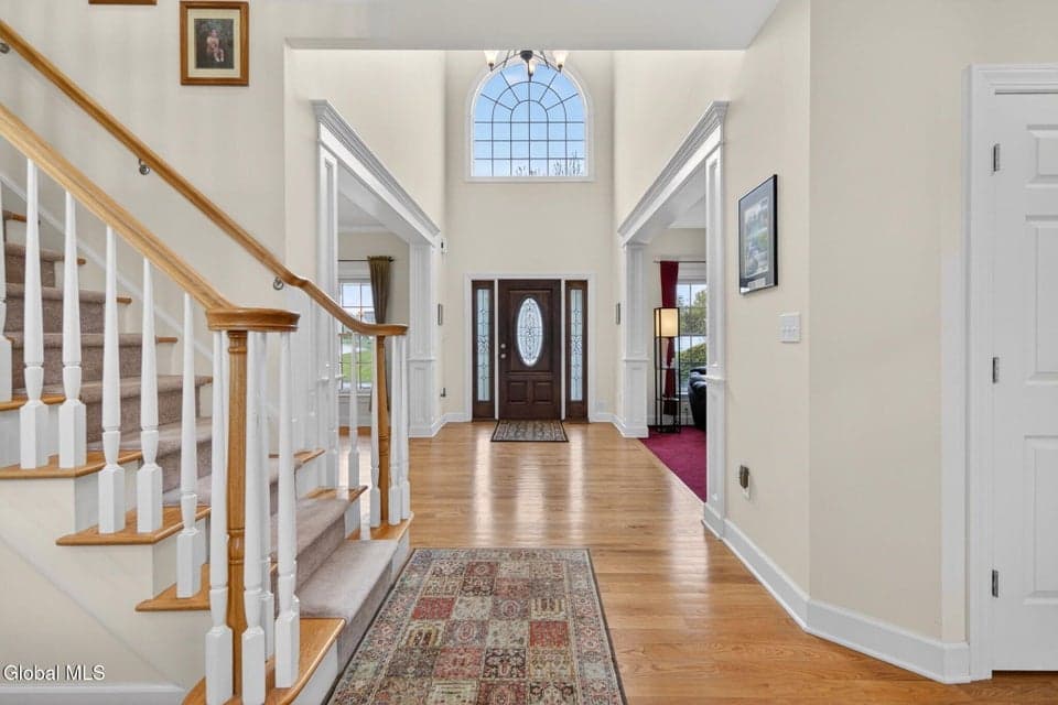 9 Lockwood Place, photo 2