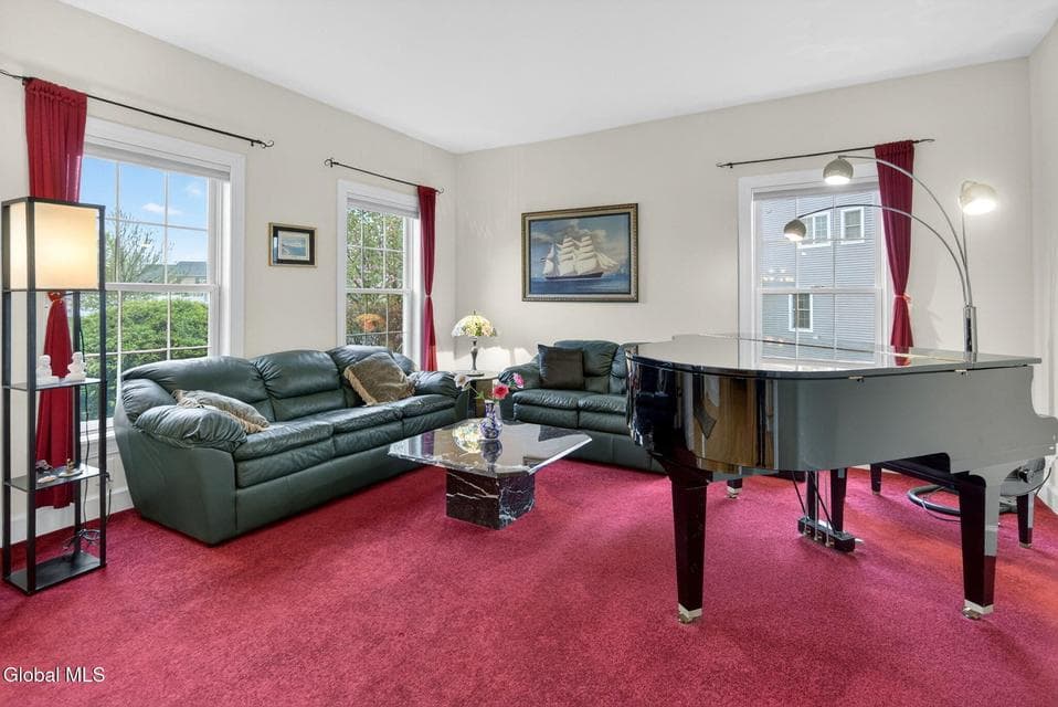 9 Lockwood Place, photo 4
