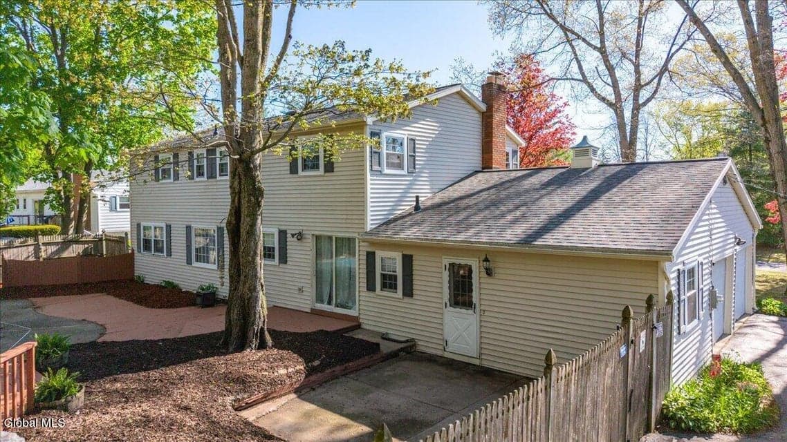 4 N Center Lane, photo 5
