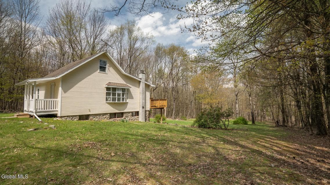 300 Josh Hall Pond Road, photo 2