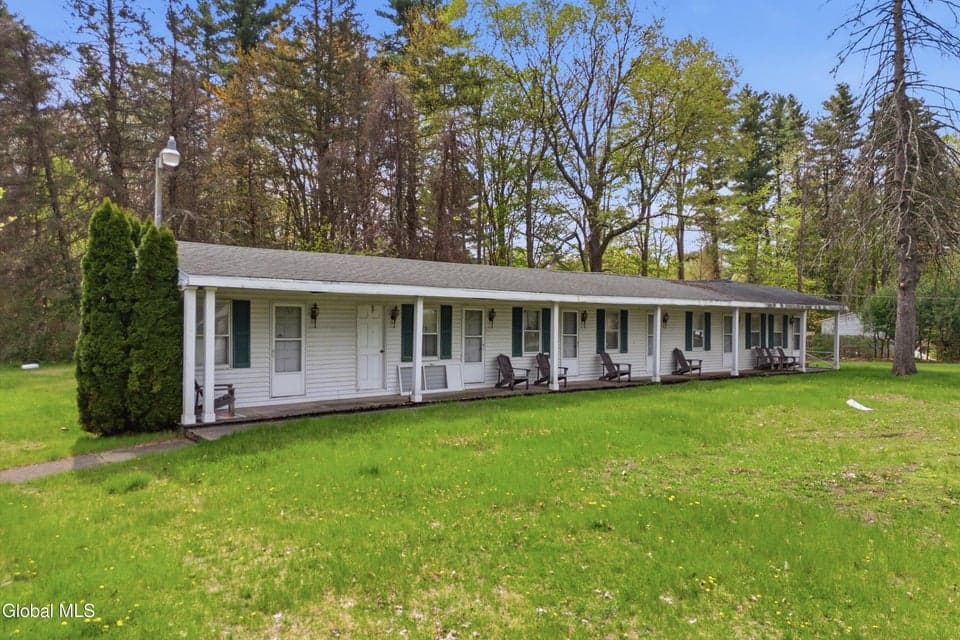 2595-2599 U.S. 9, photo 4