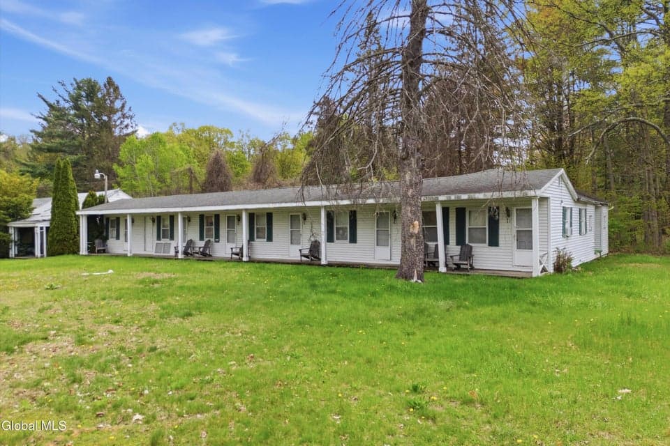 2595-2599 U.S. 9, photo 5