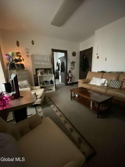 1061 Madison Avenue, photo 5
