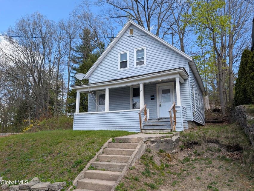 67 Montgomery Street, Gloversville, NY 12078