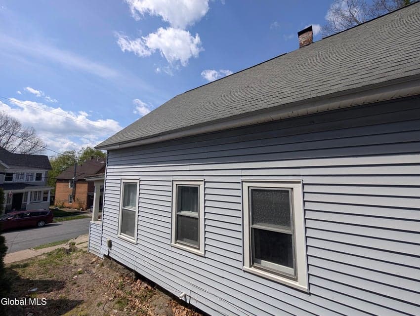 67 Montgomery Street, photo 4