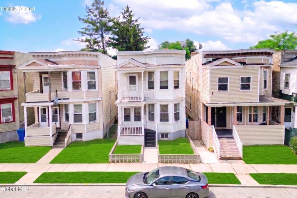 167 N Allen Street, photo 2