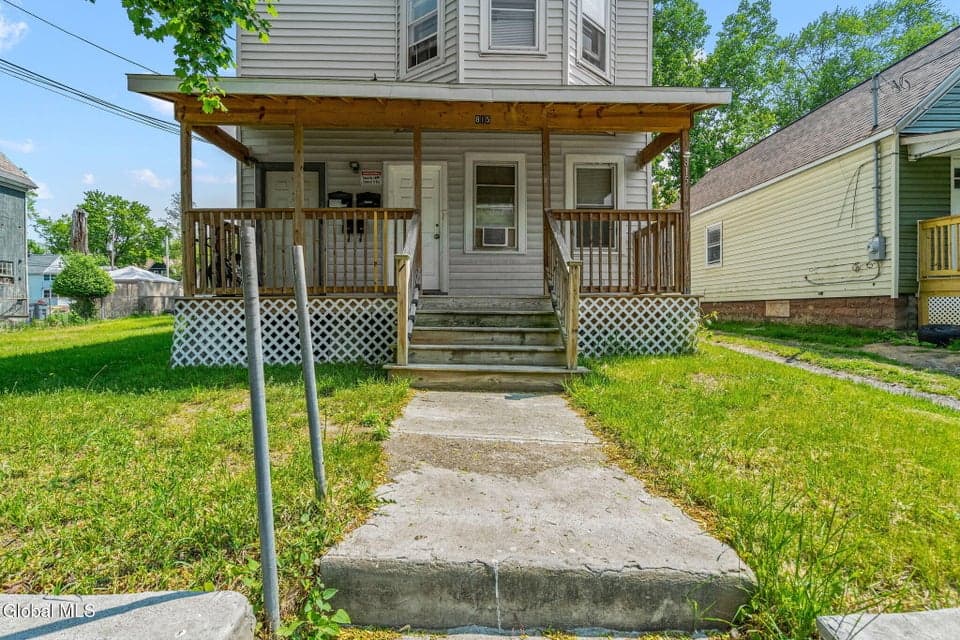815 Davis Terrace, Schenectady, NY 12303, photo 2