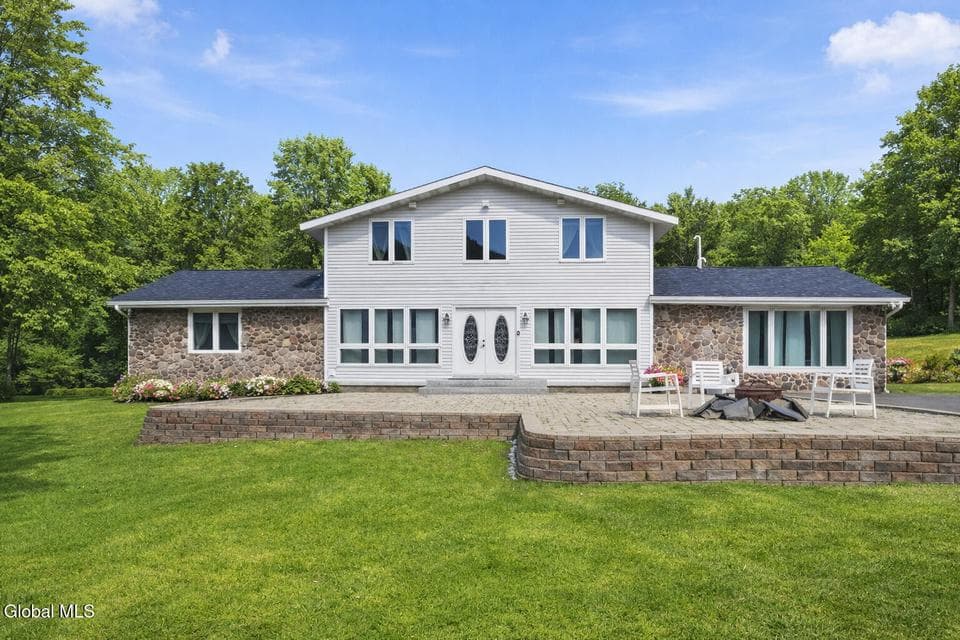 74 Wright Road, photo 1