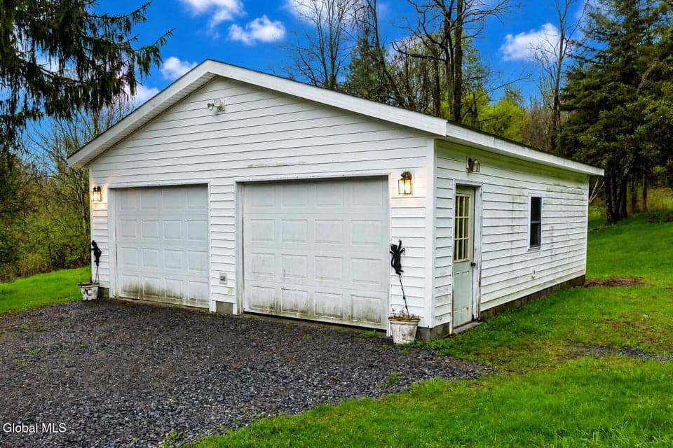 39 E Hill Road, Berne, NY 12009, photo 3