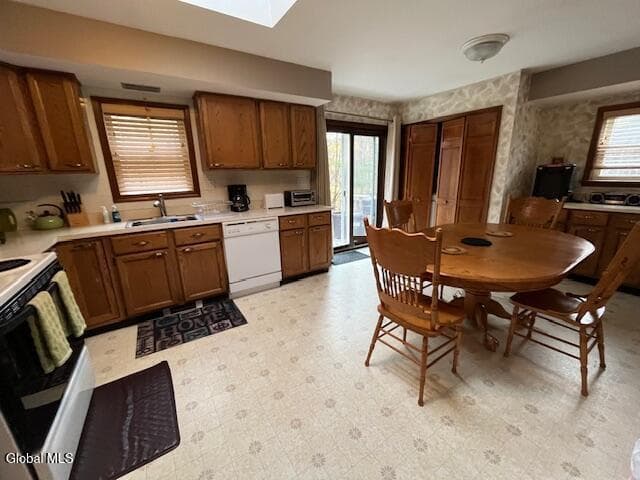 40 Lawrence Road, photo 3