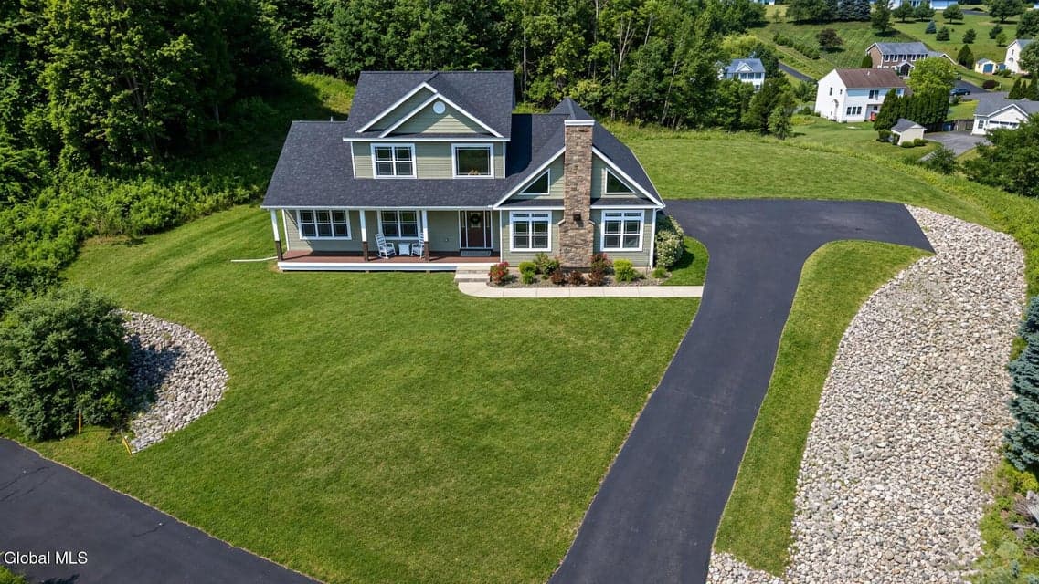 55 Kent Place, photo 2