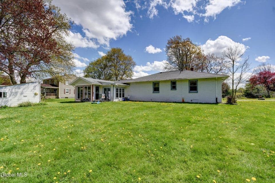 209 County Highway 107, photo 5