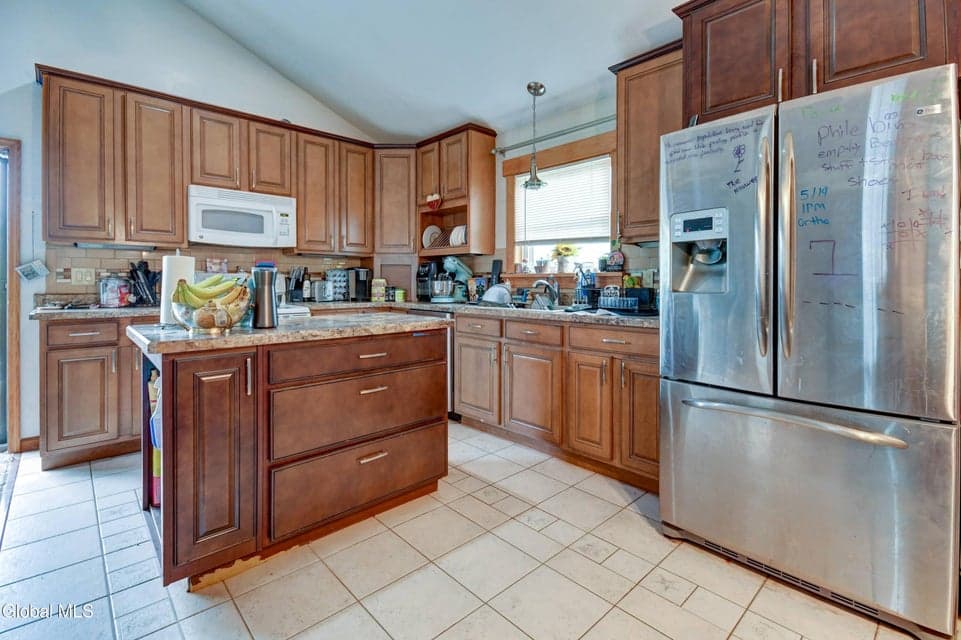 31 Walnut Avenue, Johnstown, NY 12095, photo 4
