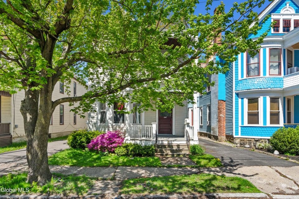 1047 Gillespie Street, Schenectady, NY 12308, photo 1
