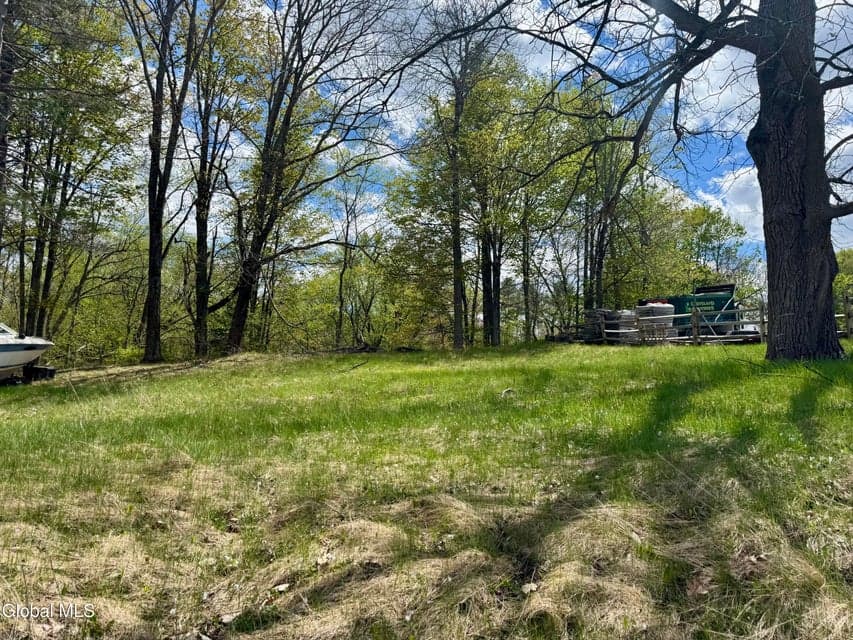 211 Maple Street, photo 5