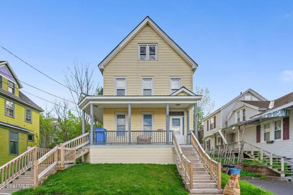 4 W Clinton Street, Johnstown, NY 12095, photo 4