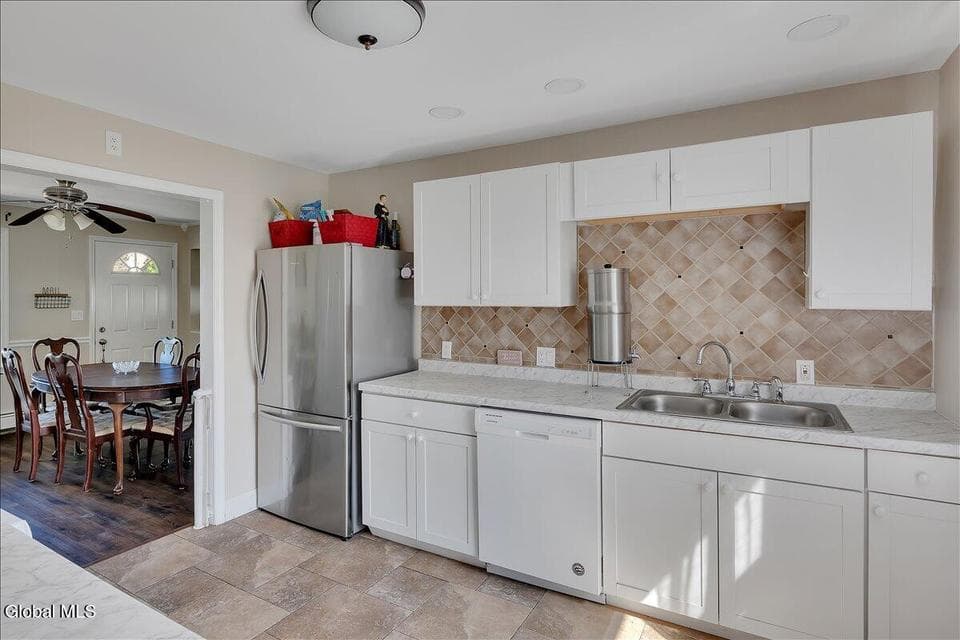 134 Polsin Drive, photo 5