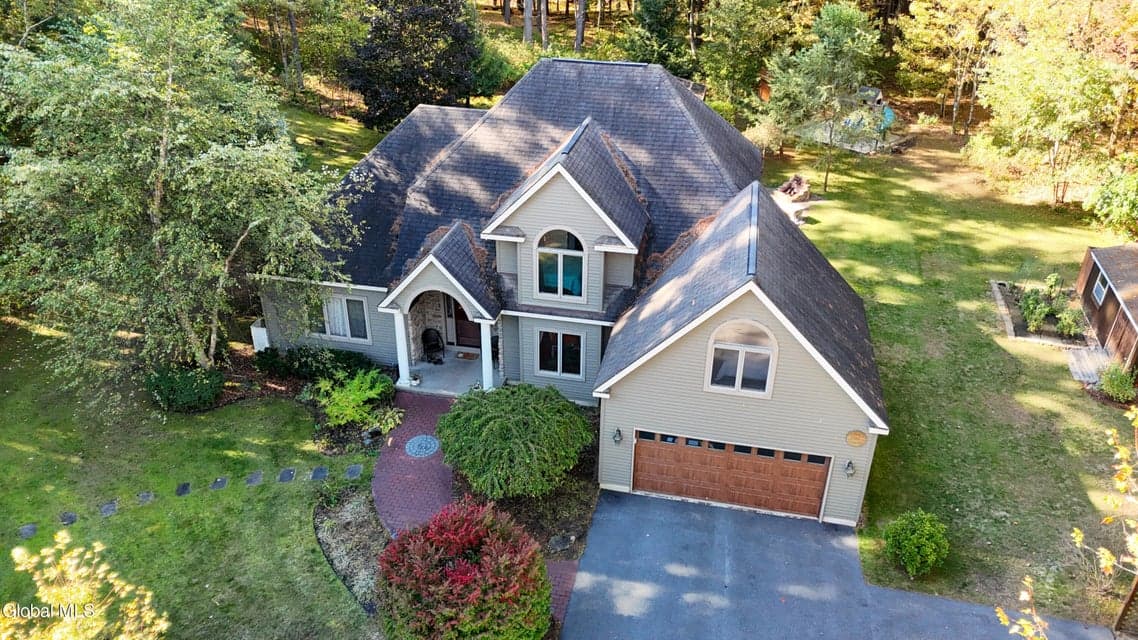 28 Bog Meadow Run, Saratoga Springs, NY 12866, photo 2
