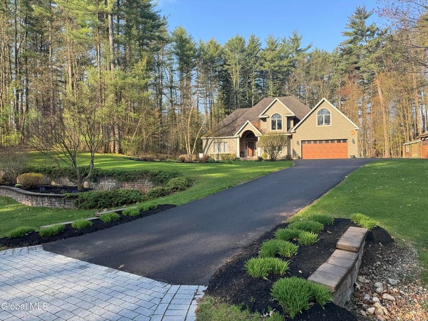 28 Bog Meadow Run, Saratoga Springs, NY 12866, photo 4