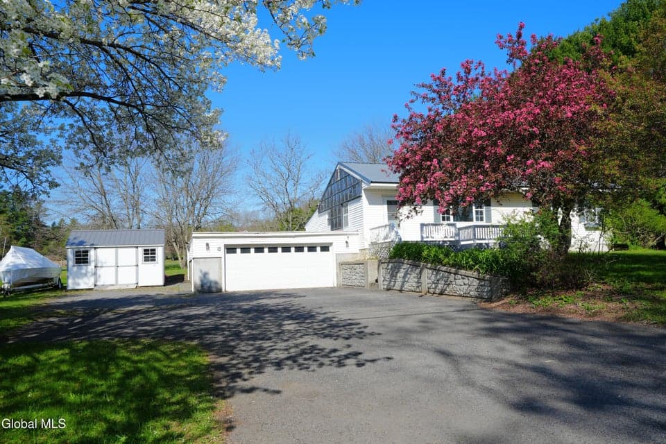 301 Bemis Road, photo 2