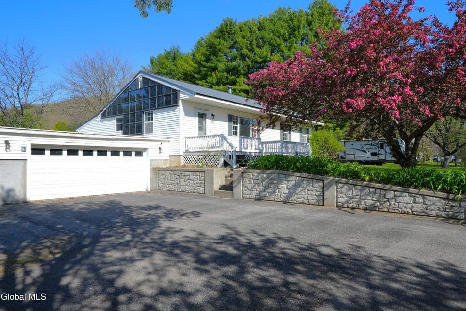 301 Bemis Road, photo 3