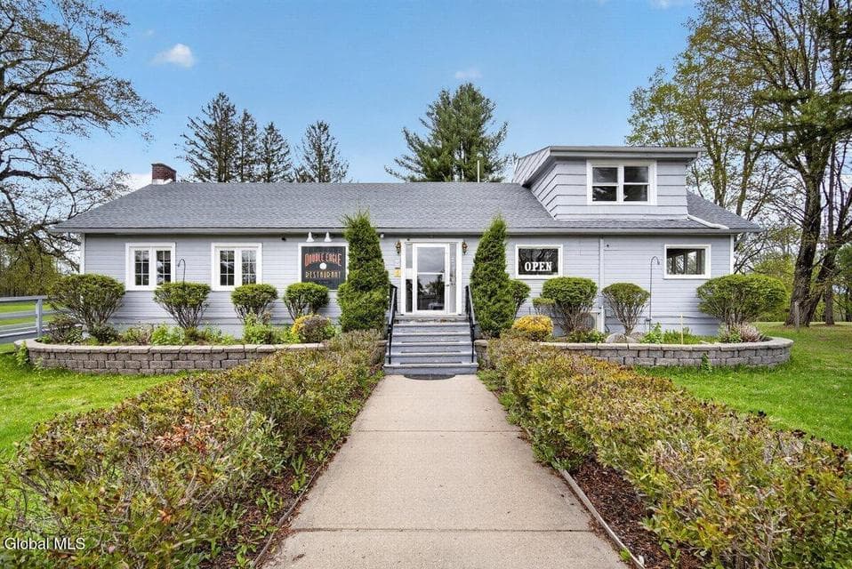 301 N Kingsboro Avenue, Johnstown, NY 12078