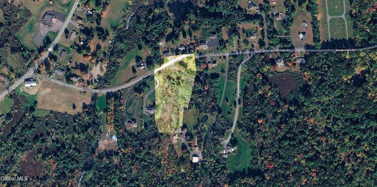 L37.4 Burden Lake Road, photo 5