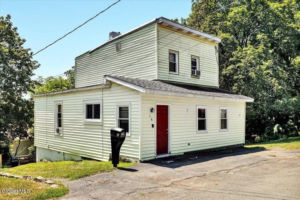 16 Billings Avenue, photo 2