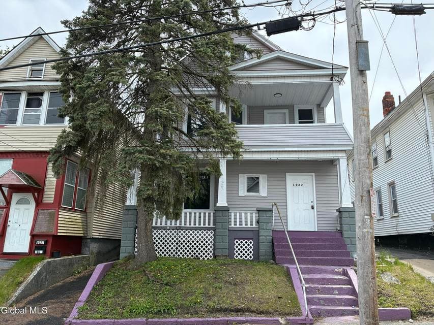 1027 2nd Avenue, photo 2