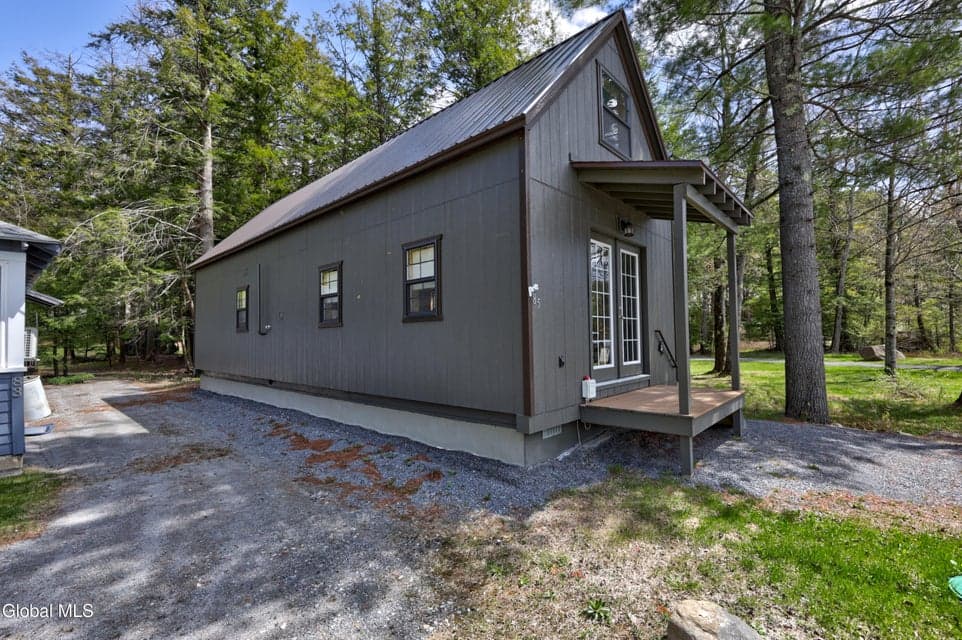 85 Hunt Lake Road, photo 3