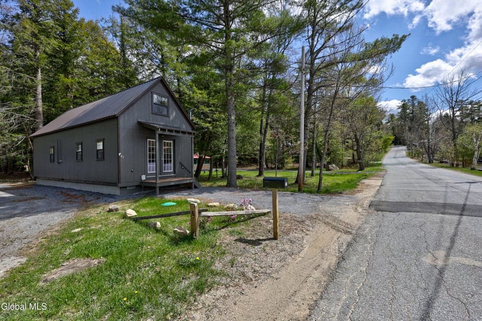 85 Hunt Lake Road, photo 4