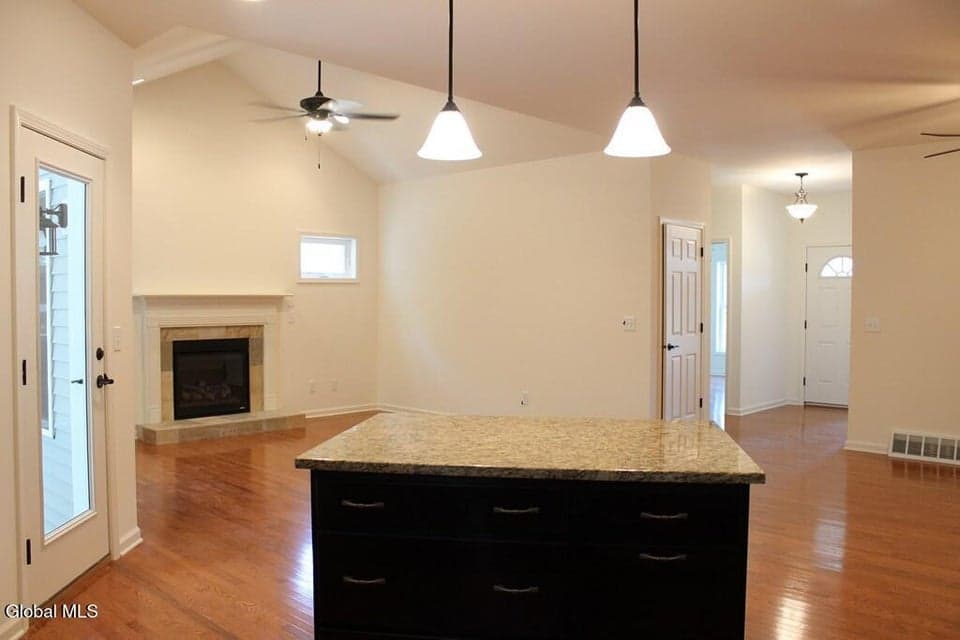 19 Jack Drive, photo 3