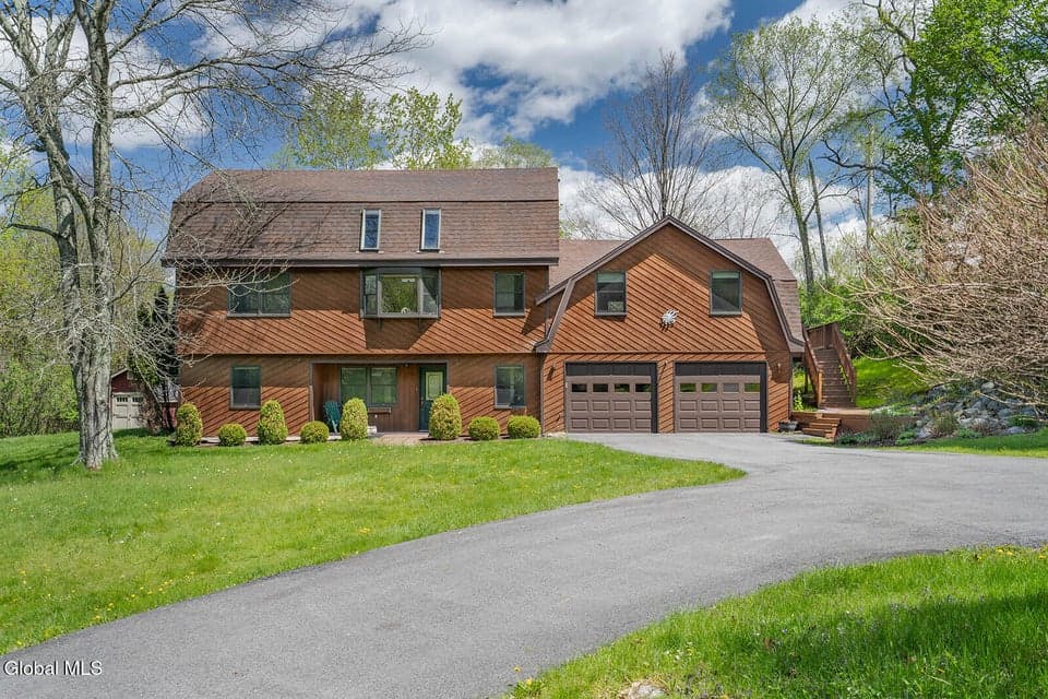 31 Riley Hill Road, Salem, NY 12865