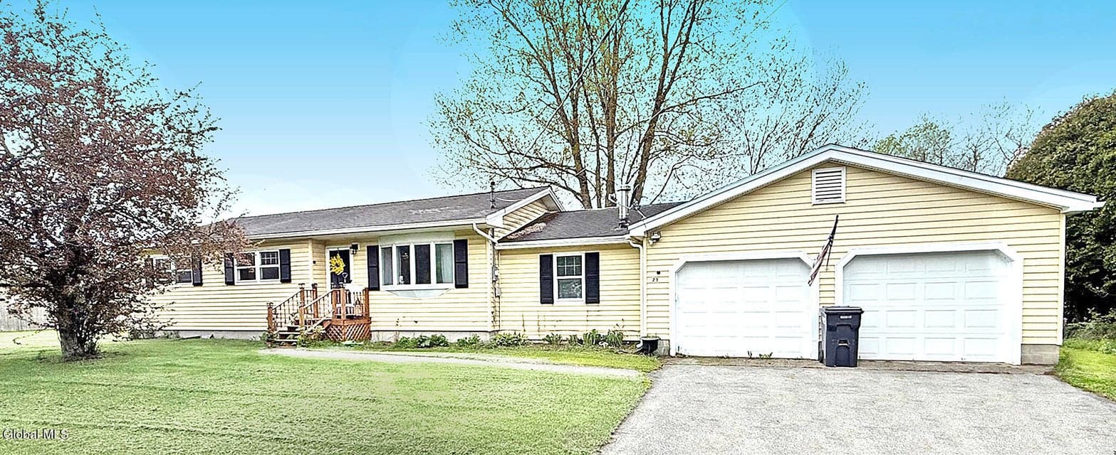 23 Thomas Road, Fort Ann, NY 12827