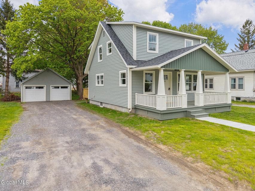 181 Elm Street, photo 2