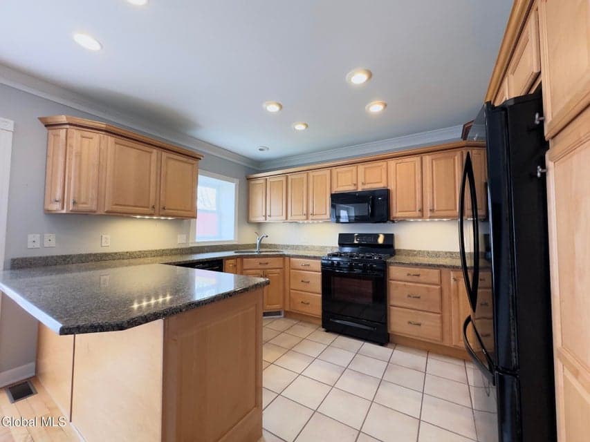 42 Club Road, Plattsburgh, NY 12903, photo 4