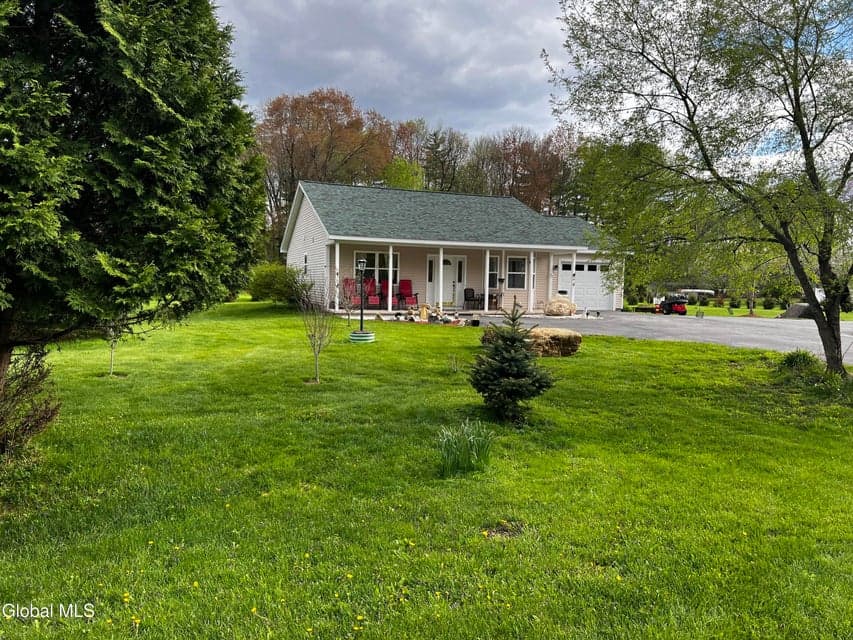 104 Cronin Road, photo 3