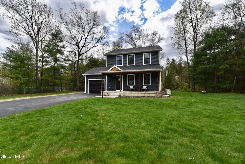 206 Lisa Drive, Moreau, NY 12831, photo 2