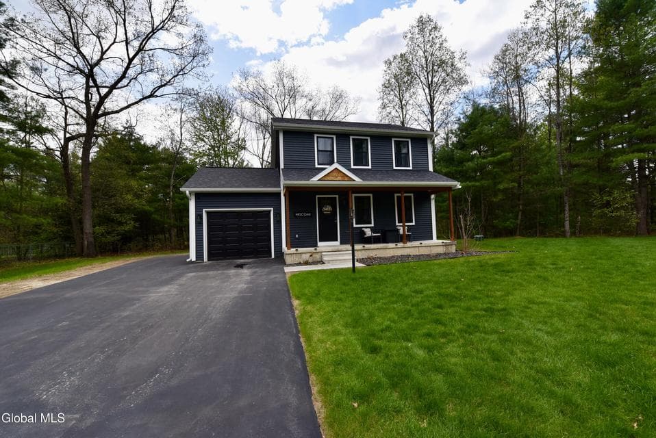 206 Lisa Drive, Moreau, NY 12831, photo 3