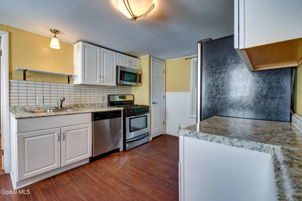 1617 7th Avenue, Schenectady, NY 12303, photo 3